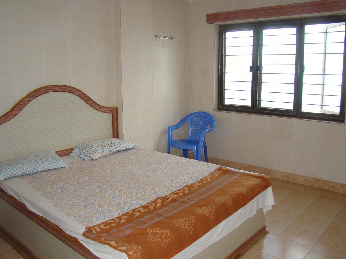 Sreeniketanam Lodge Mādhavaram Exterior foto